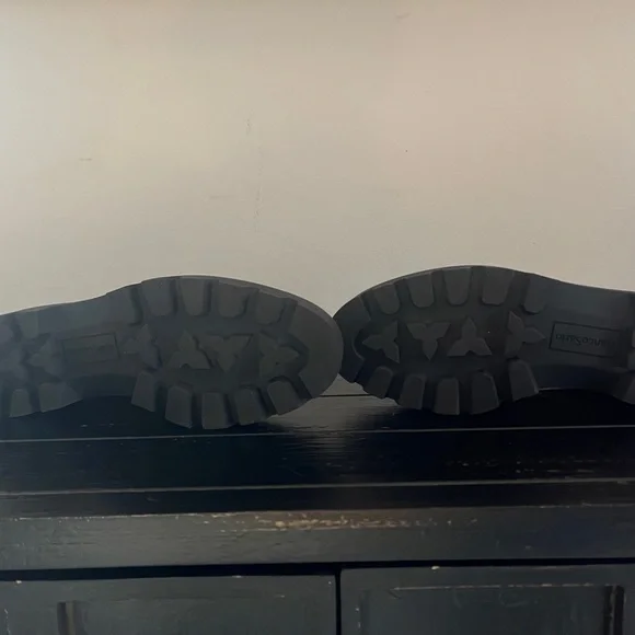 Franco Sarto Balin Lug Sole Loafers Size 6.5 (Runs Small) - Picture 4 of 7